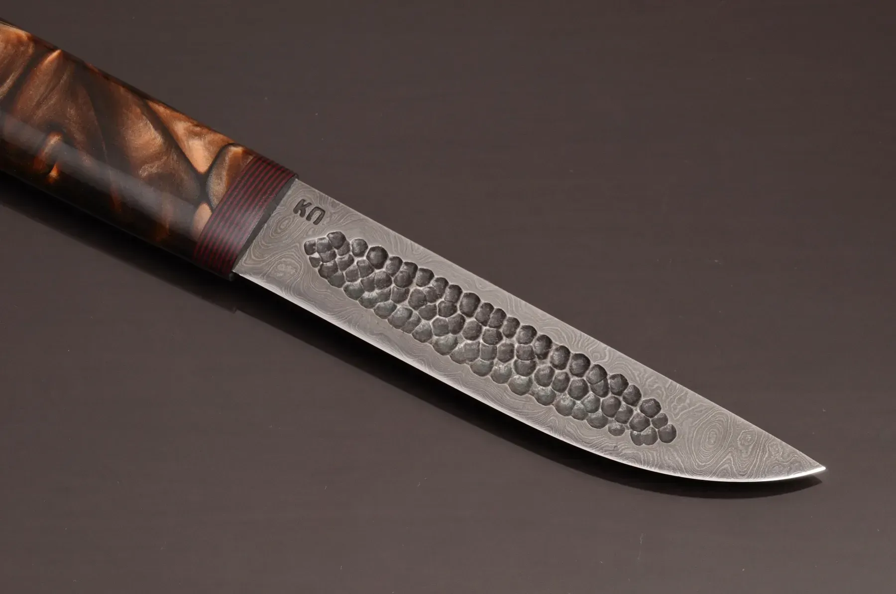 Handmade Yakut Knife – Damascus Steel Blade with Acrylic Handle - Elegant Knives