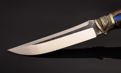 Eagle Knife Collectible Handcrafted from N690 Steel with Unique Casting