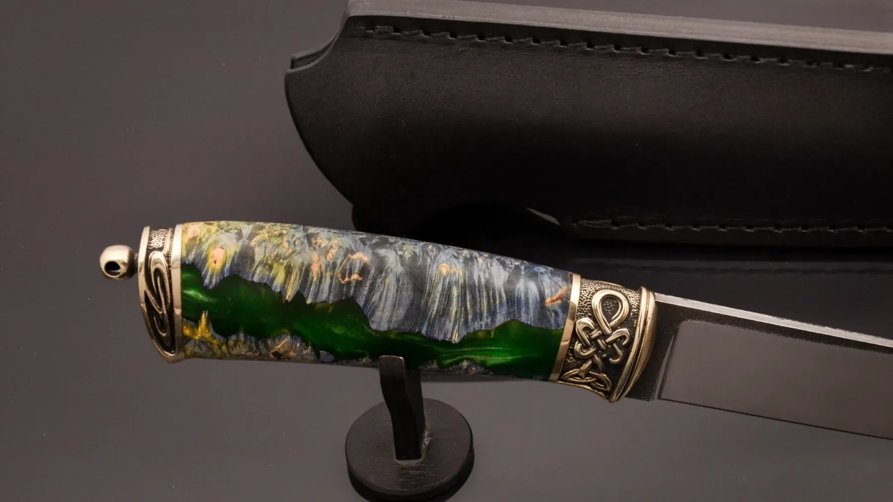 Handmade Custom Knife – Steel Blade, Hybrid Handle, Leather Sheath - Elegant Knives