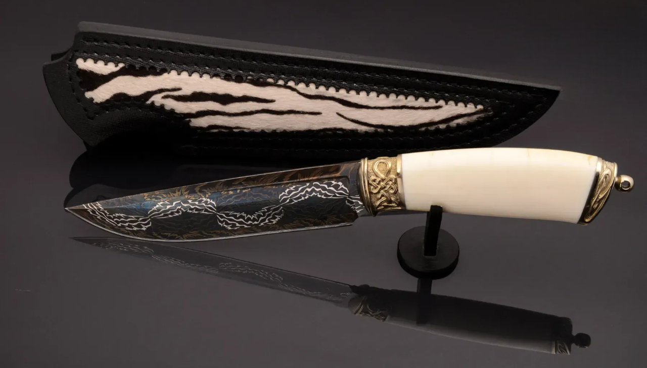 Limited Edition Collectible Knife – Mosaic Damascus and Walrus Ivory