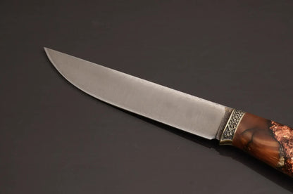 Dark aesthetic handmade knife design