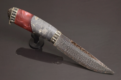 Personalized collectible knife