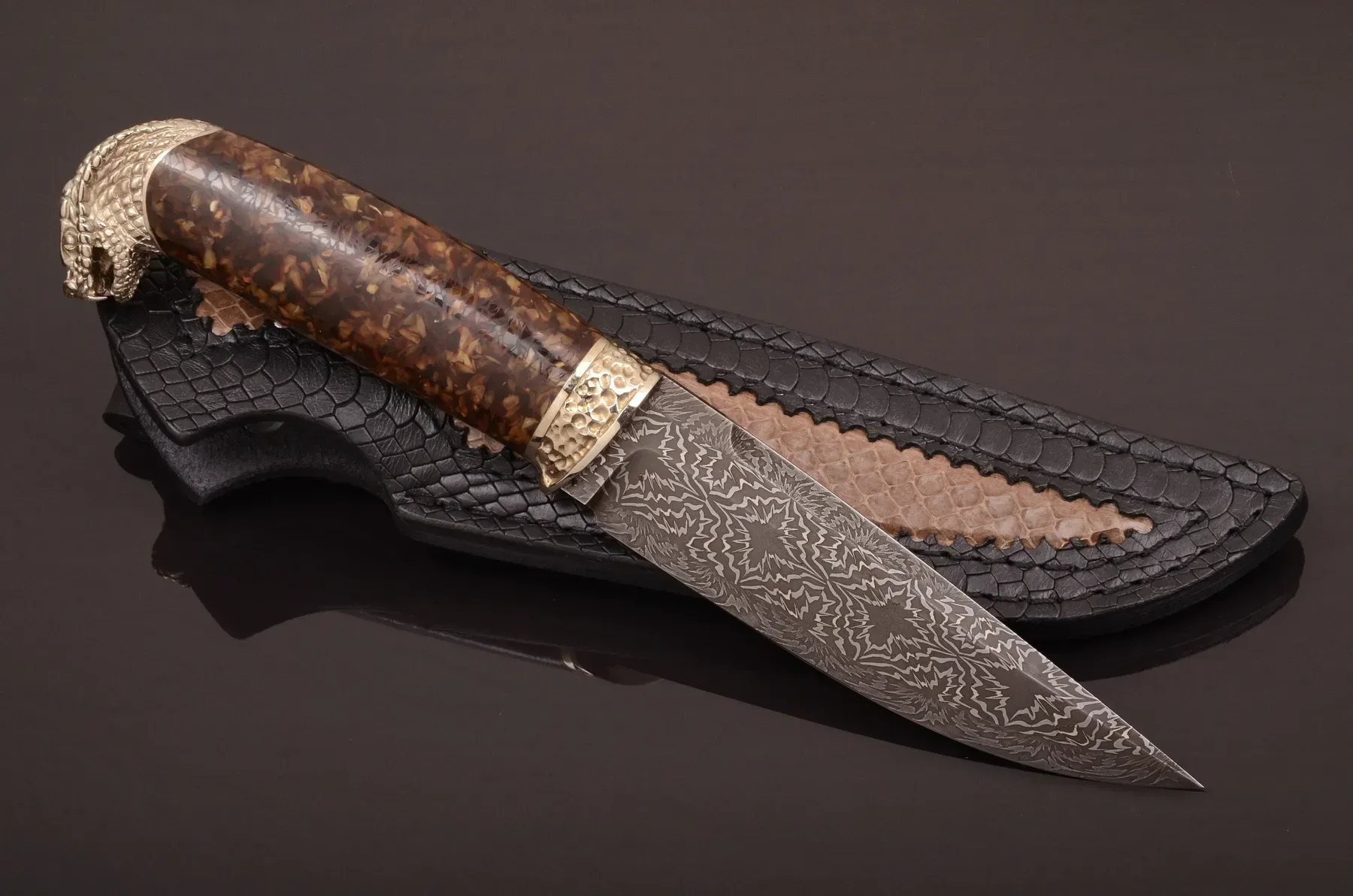 Exclusive Collectible Knife with Mosaic Damascus Steel Blade and Amber Handle