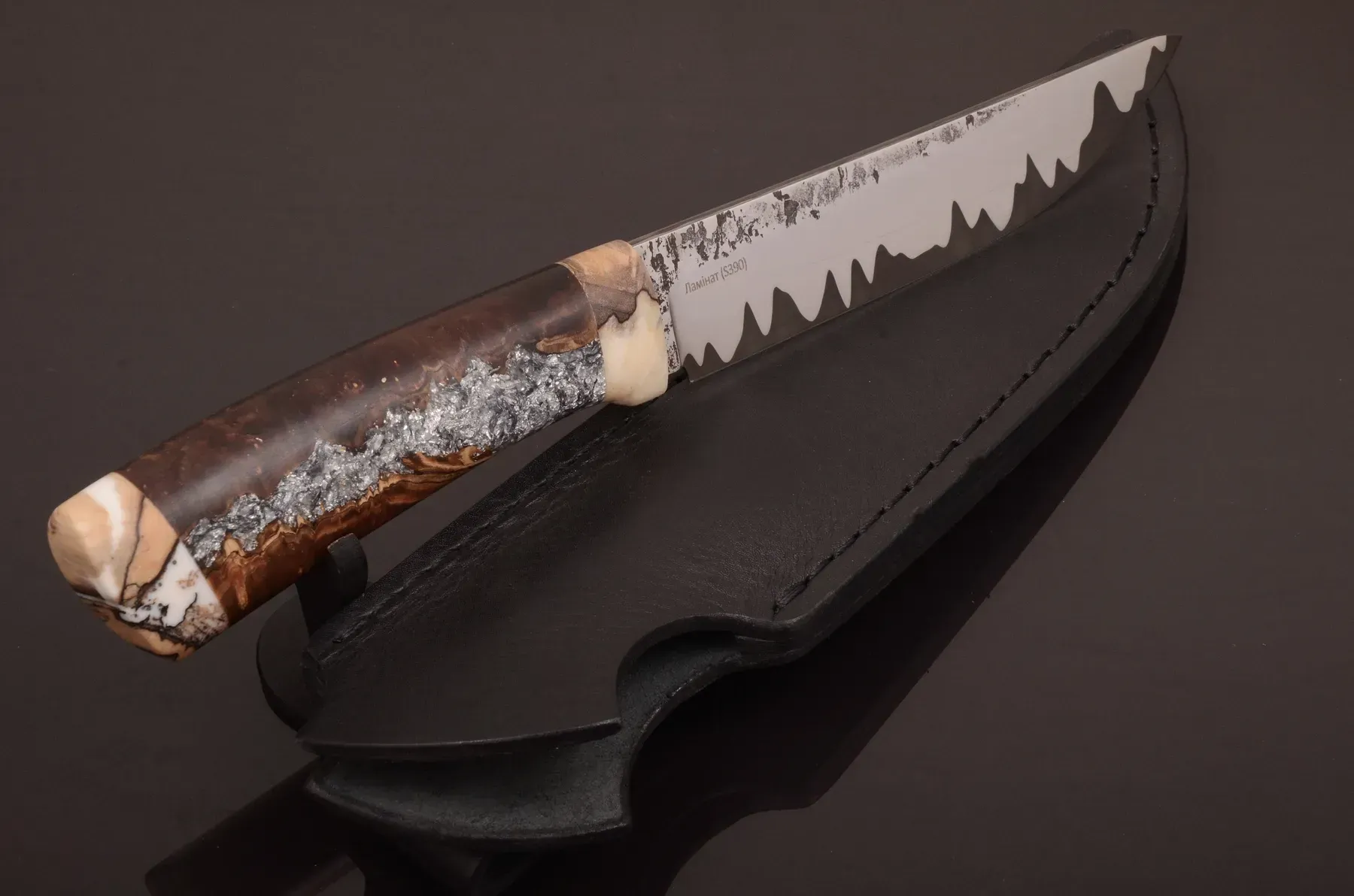 Exclusive S390 Knife with Hybrid Handle and Leather Sheath