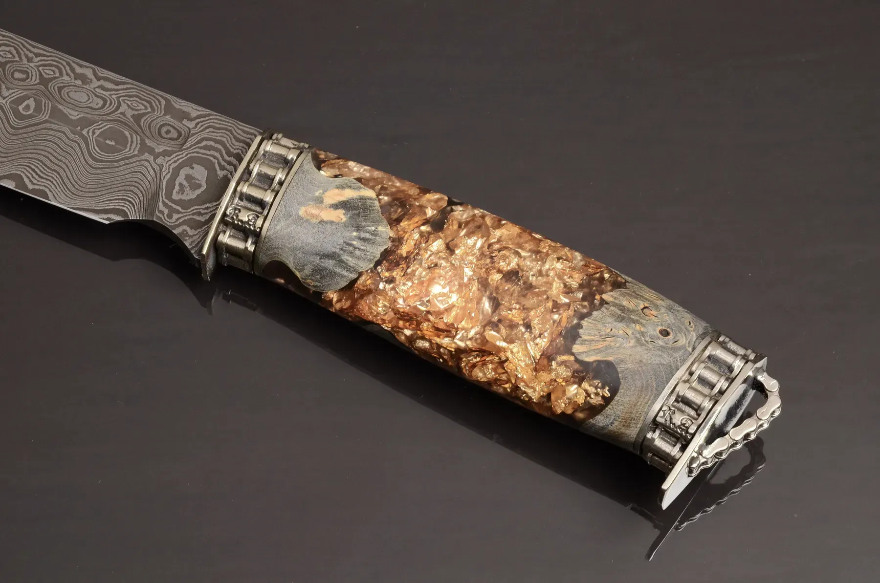 Luxury Damascus Steel Knife with Hybrid Handle and Leather Sheath - Elegant Knives