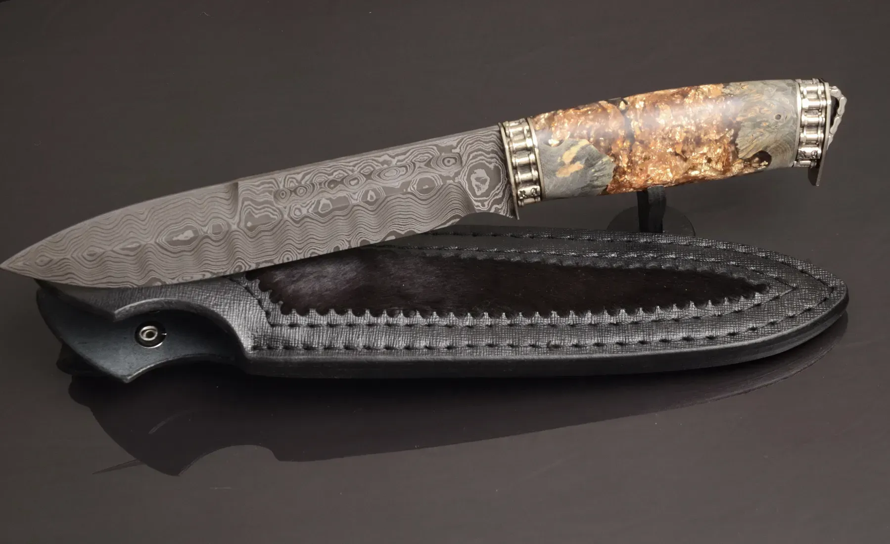 Luxury Damascus Steel Knife with Hybrid Handle and Leather Sheath - Elegant Knives