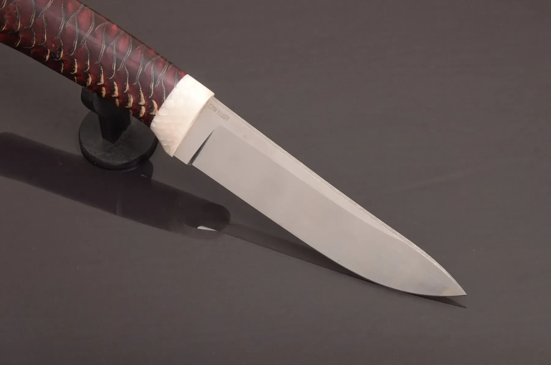 Handmade Designer Knife with Stabilized Hornbeam Handle - Elegant Knives