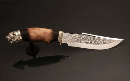 Handmade Collectible Knife with Oak Handle and Leather Sheath