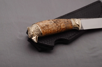 Artisan hunting knife makers
