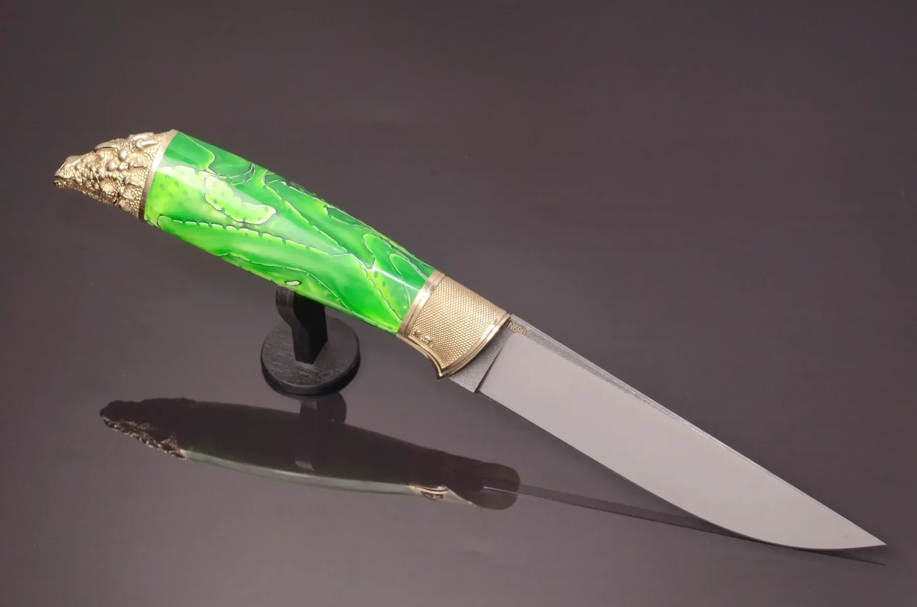 Luxury Handmade Knife N690 Steel with Acrylic Handle - Elegant Knives
