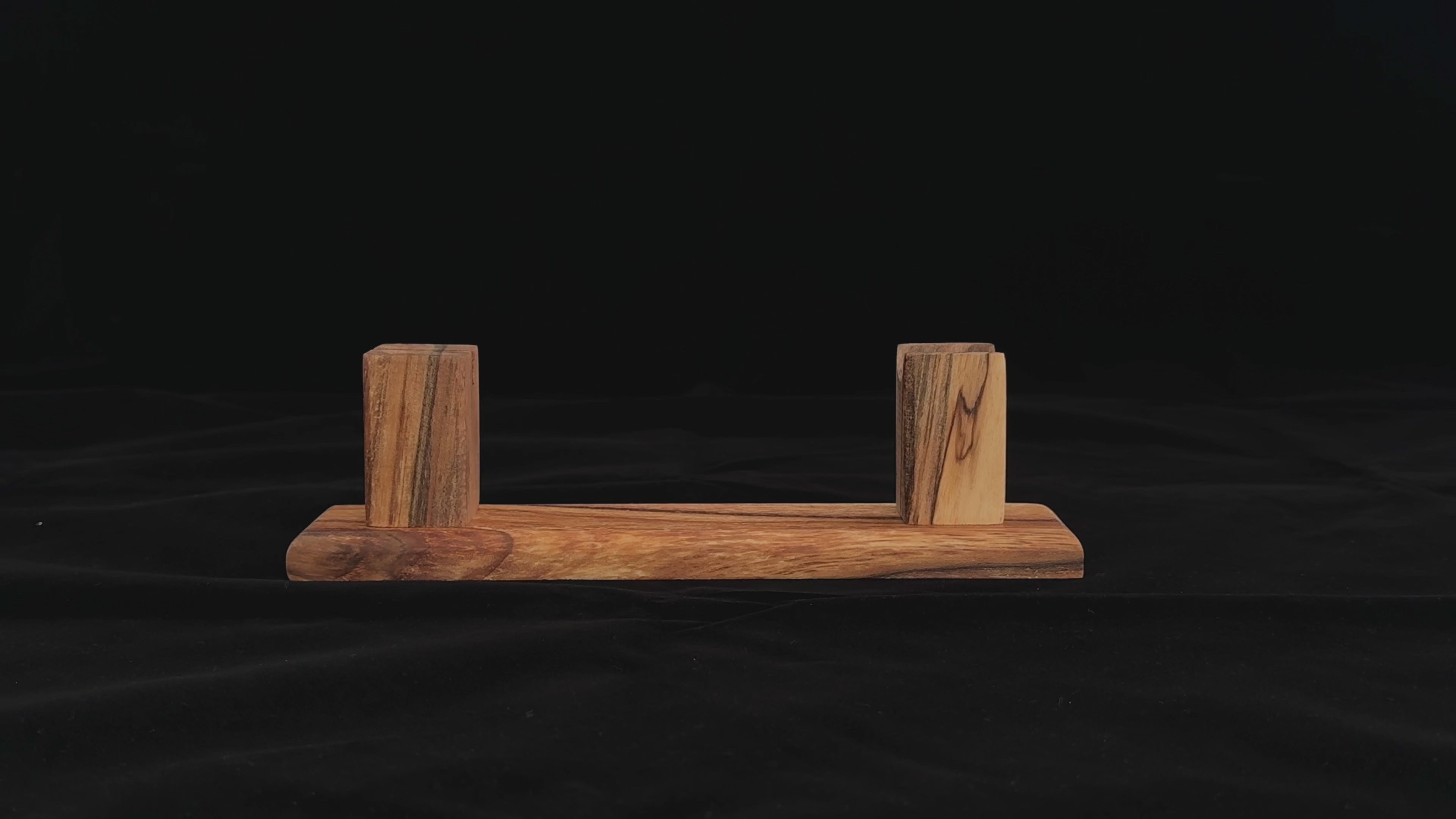 Classic Handmade Damascus Knife — Presentation Art Object