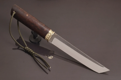 Strong and Multifunctional Handmade Knife with Eastern Character - Elegant Knives